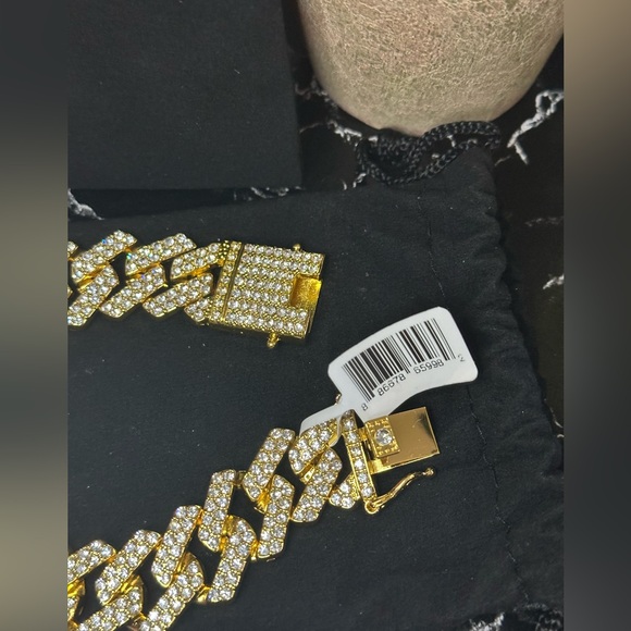 Invicta Gold and Silver Chain Bracelet - Picture 2 of 5